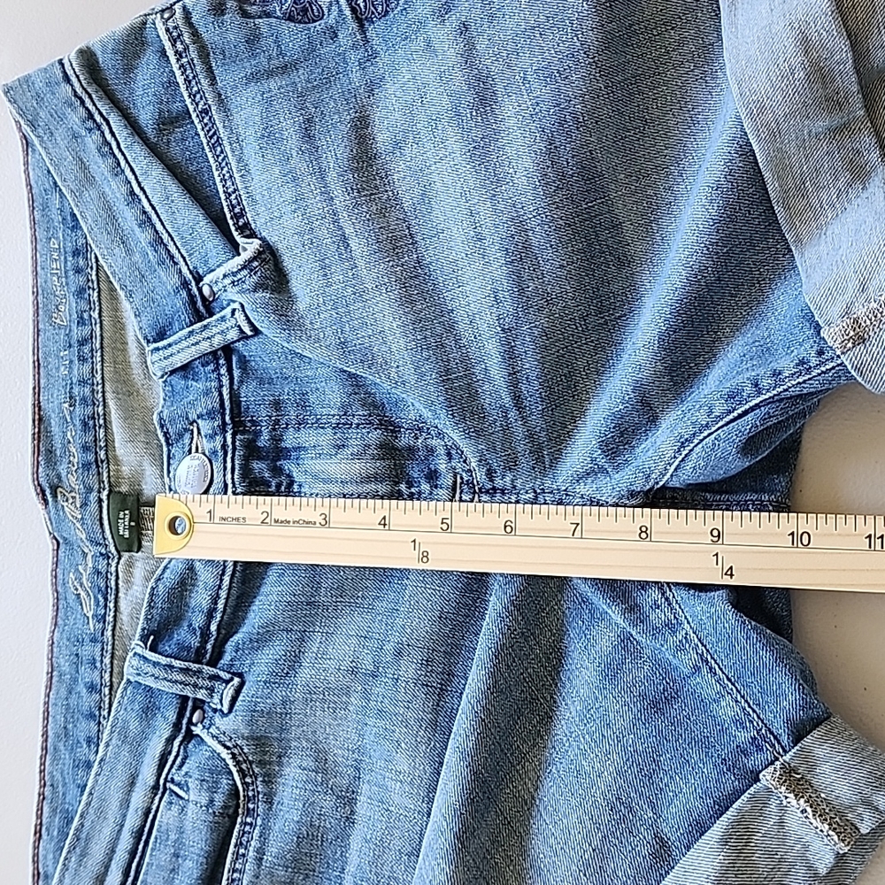 Women's Eddie Bauer Boyfriend Jean shorts - Picture 6 of 8
